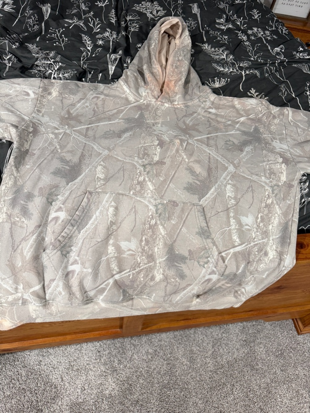 Aeropostale Light Green, pink and Cream Camouflage Pullover Hoodie